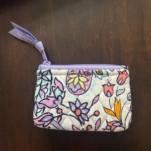 Vera Bradley bundle, never used; new in mint condition. Willing to sell separate